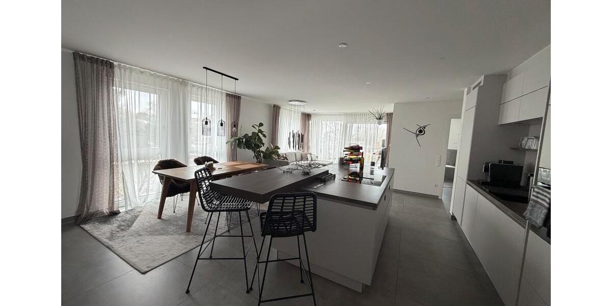 Vermiete schöne, helle 3,5 Zimmer Wohnung , 88662HödingenÜberl. 3.5 zimmer