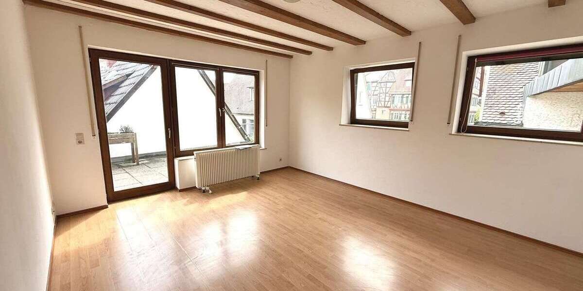 Etagenwohnung Öhringen - 3 Zimmer, 92 m&sup2;, 990&euro; | Angebot:27202407