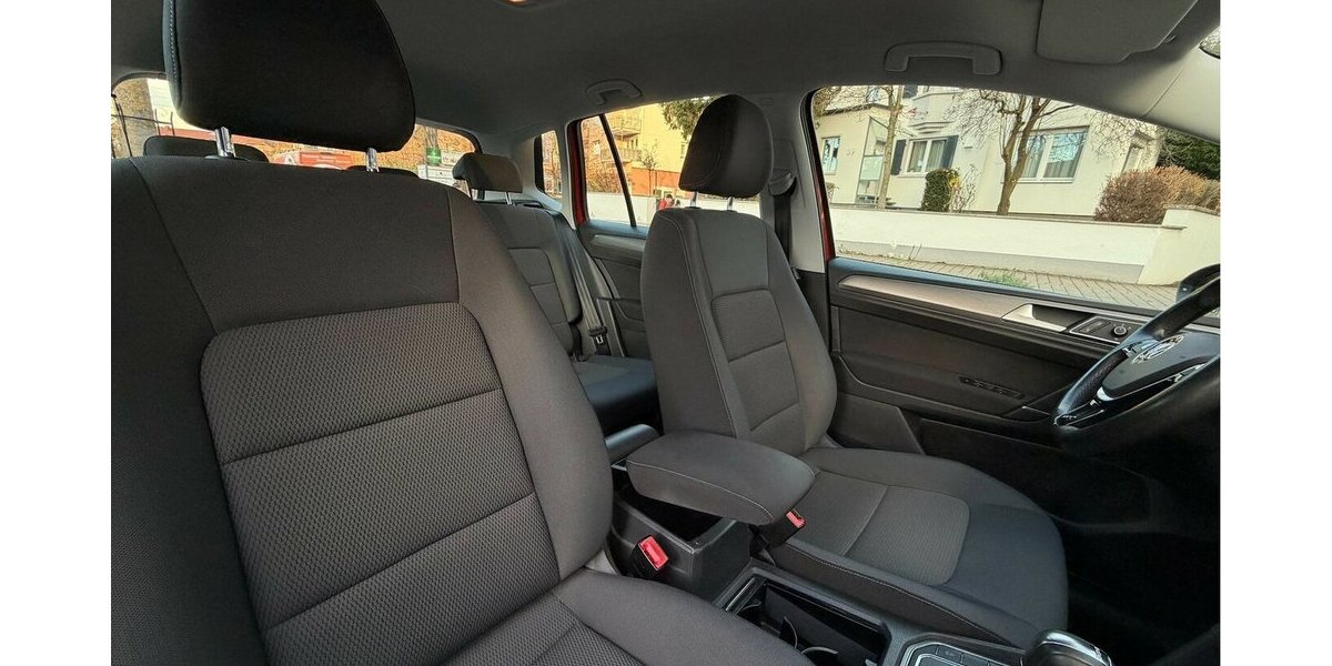 VW Golf Sportsvan 1.4 TSI DSG 1. Hand 46.000 km 12.990 &euro; Neckarsulm 74172