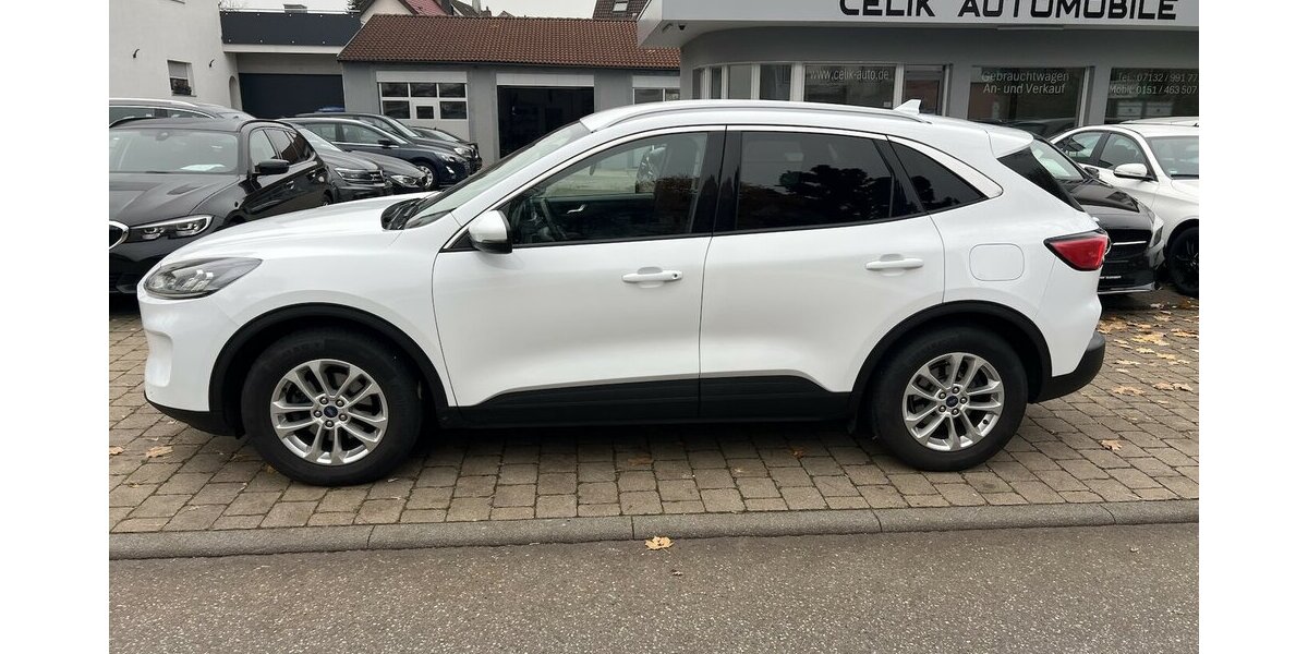 Ford Kuga TCDI Titanium 1 Hand navi 160.000 km 15.990 € Neckarsulm 74172
