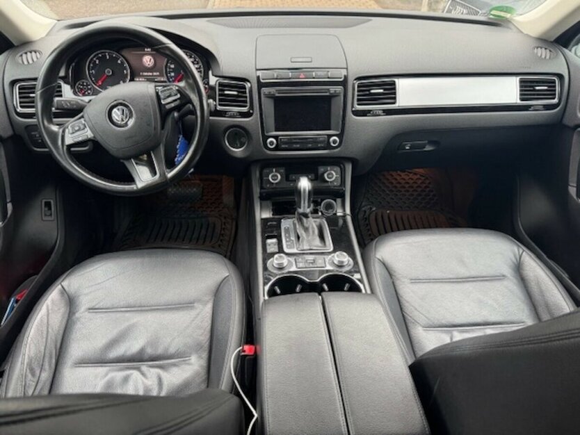 VW Touareg 3.0 V6 TDI Terrain Tech 4 Motion 161.000 km 17.990 € Neckarsulm 74172