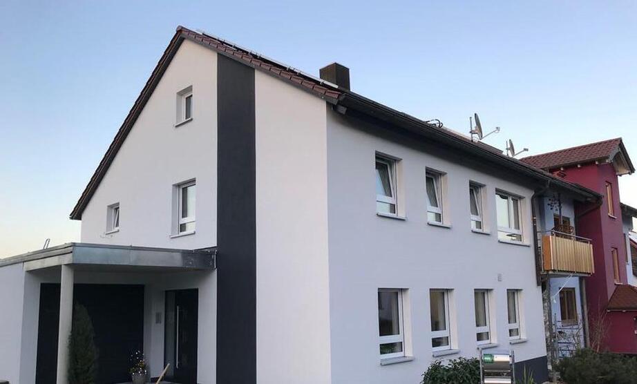 Stilvolle 2-Zimmer-Wohnung mit Fußbodenheizung und Hausautomation (Teilort Stein) zimmer