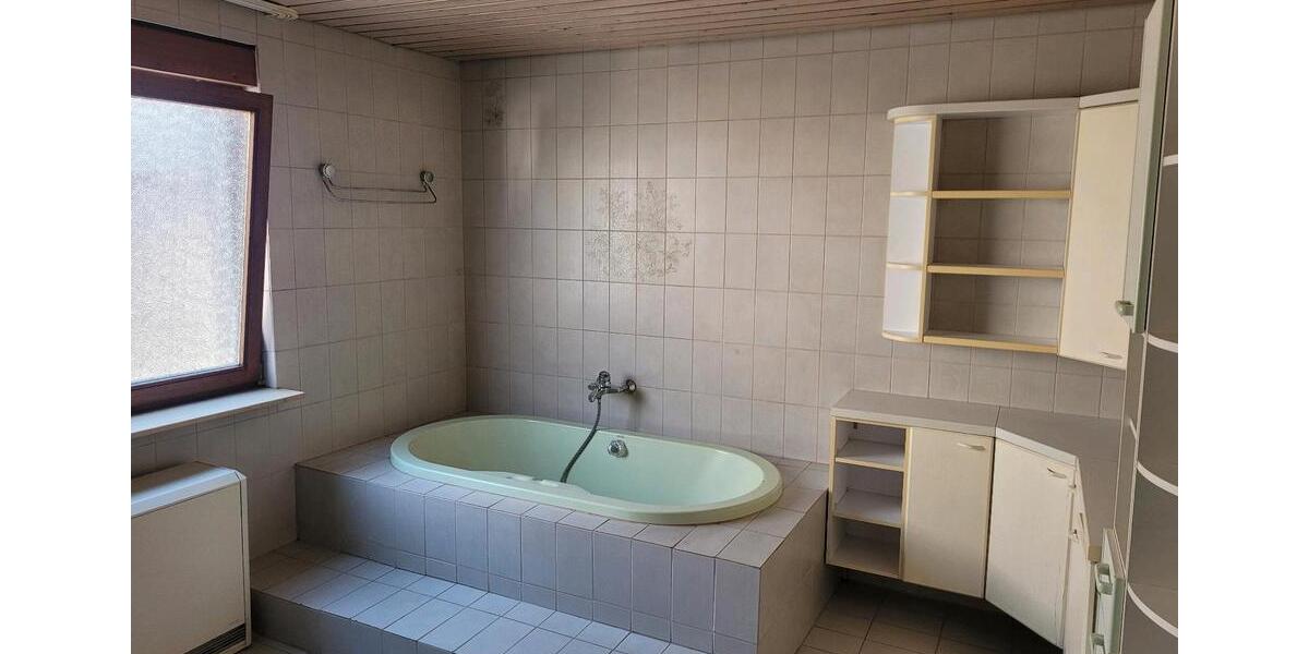 Etagenwohnung Bretzfeld - 3 Zimmer, 105 m&sup2;, 790&euro; | Angebot:25365007