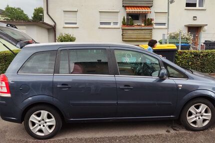 Opel Zafira 180.000 km 3.800 € Ludwigsburg 71638