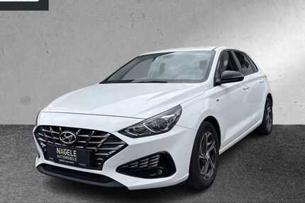 Hyundai i30 64.953 km 16.200 &euro; Bietigheim-Bissingen 74321