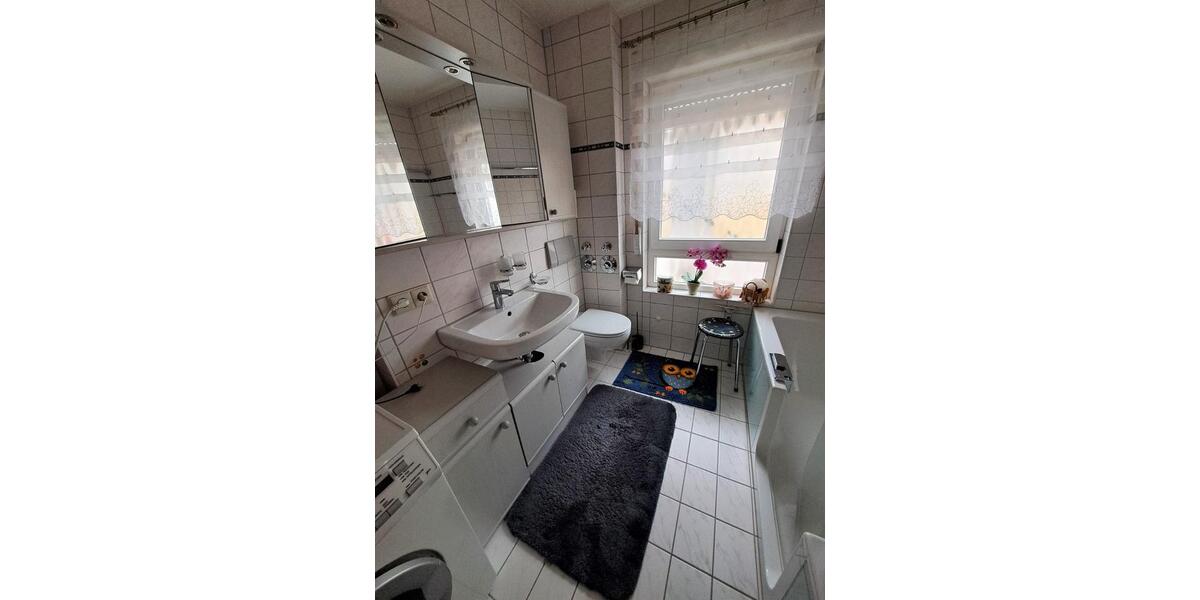 Kapitalanlage, Eigennutzung oder WG, 4-Zi-EG Wohnung mit Balkon 4 zimmer