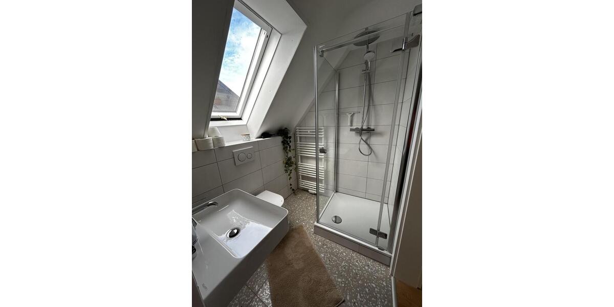 Dachgeschoßwohnung Heilbronn Böckingen - 2 Zimmer, 36 m&sup2;, 900&euro; | Angebot:26235875