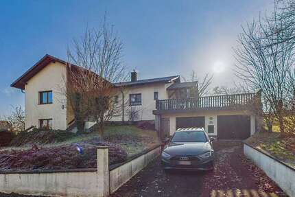 Haus zum Kaufen in Sinsheim 529.000 € 156.7 m² 6.5 zimmer