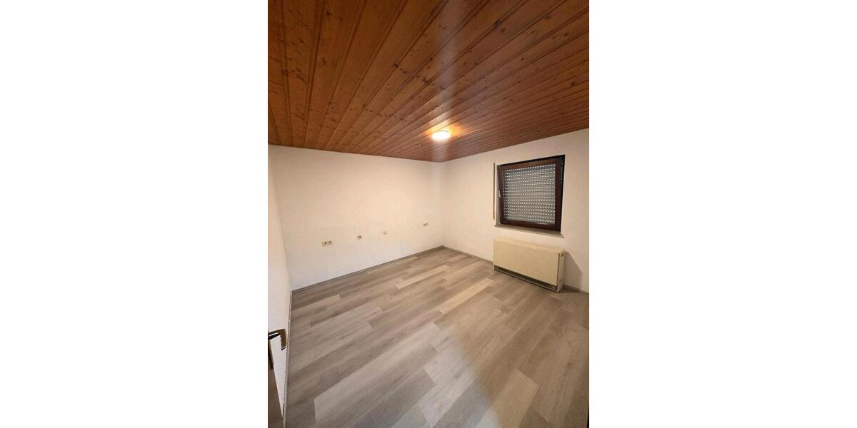 Erdgeschoßwohnung Sersheim - 2 Zimmer, 40 m&sup2;, 650&euro; | Angebot:26615317