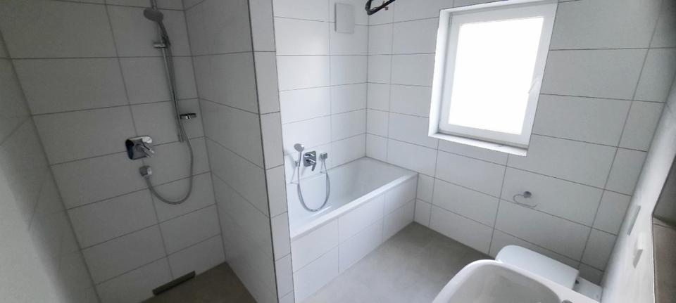 Erdgeschoßwohnung Oppenweiler - 4 Zimmer, 110 m&sup2;, 1.730&euro; | Angebot:26421382