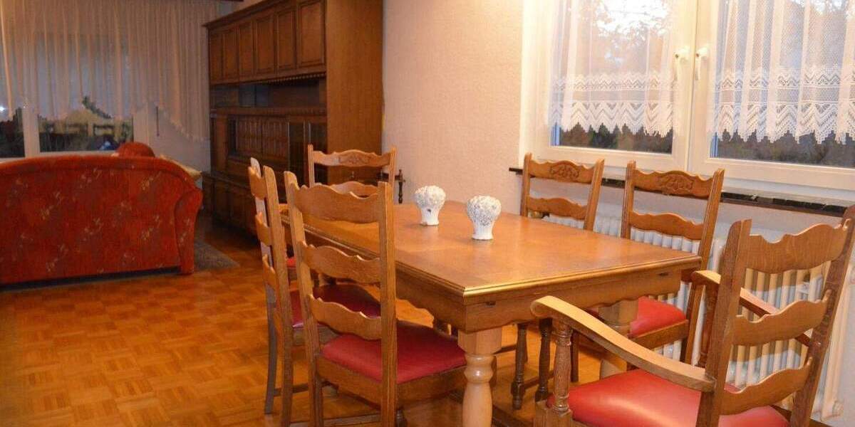 Freistehend und mit großem Garten 6 zimmer