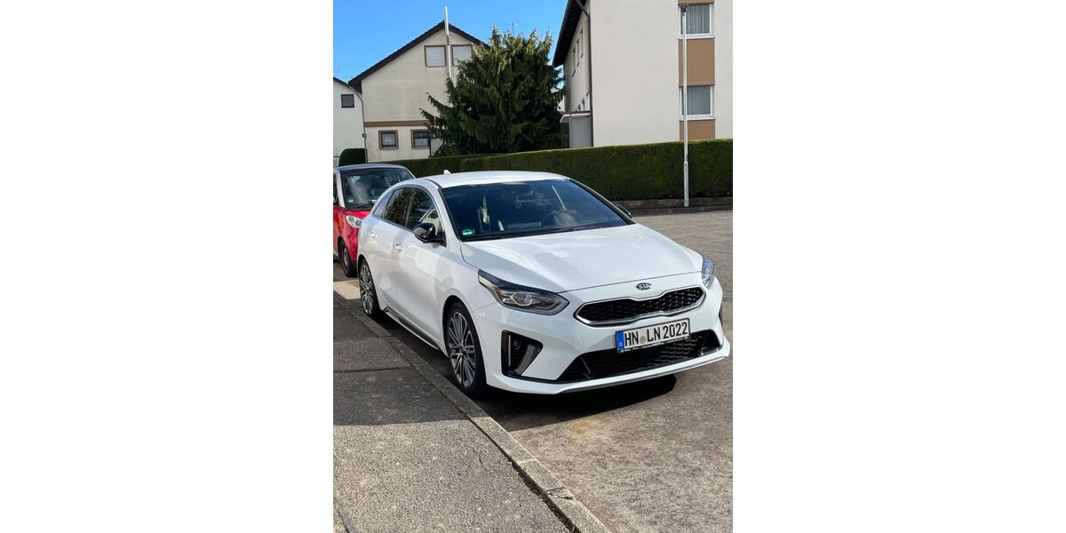 Kia pro ceed / ProCeed 95.000 km 18.000 &euro; Leingarten 74211