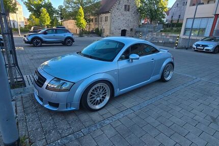 Audi TT 164.000 km 22.999 &euro; Öhringen 74613