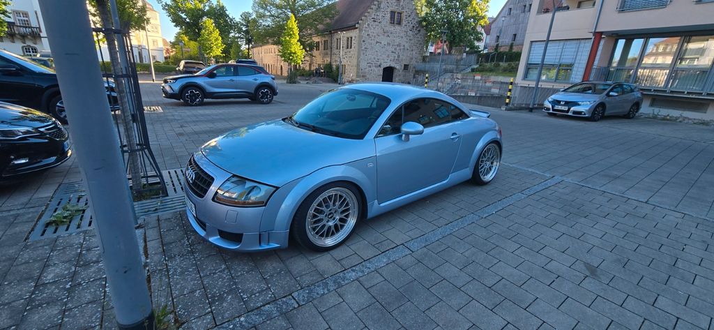 Audi TT 164.000 km 22.999 &euro; Öhringen 74613
