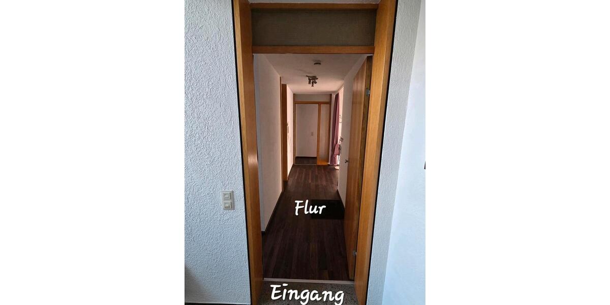 Etagenwohnung Freiberg am Neckar - 2.5 Zimmer, 77 m&sup2;, 269.000&euro; | Angebot:26765103