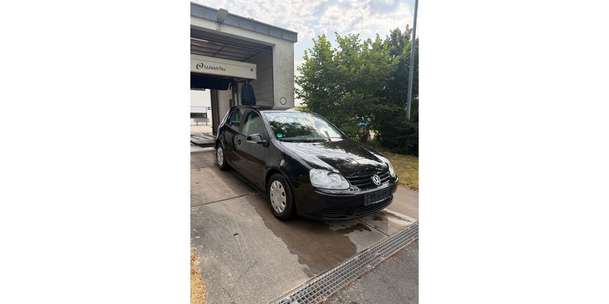 VW Golf 91.000 km 4.000 &euro; Oedheim 74229