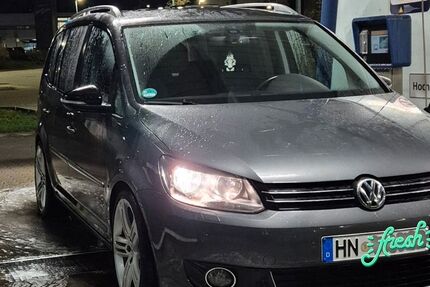 VW Touran 202.000 km 8.701 € Bad Friedrichshall 74177