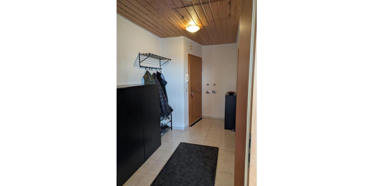 Helle 2-Zimmer DG Wohung 2 zimmer