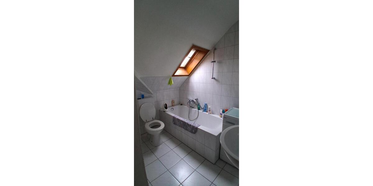 Erdgeschoßwohnung Ludwigsburg - 1 Zimmer, 16 m&sup2;, 430&euro; | Angebot:27608576
