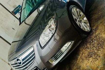 Opel Insignia 215.000 km 3.999 &euro; Forchtenberg 74670