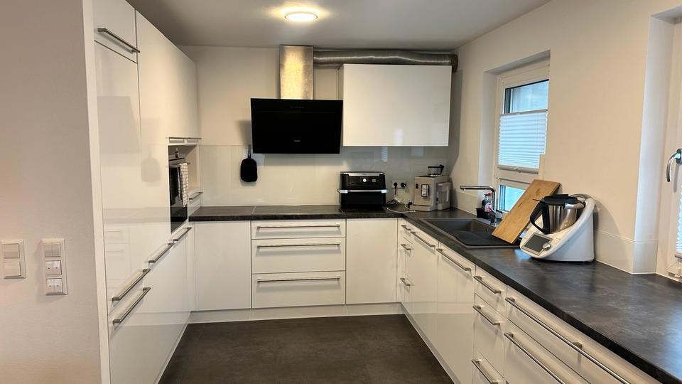 Moderne 4-Zi. Wohnung mit Terrasse & Garten - sofort bezugsfrei 4 zimmer