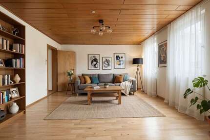 Wohnung zum Kaufen in Sachsenheim 279.000 € 109 m² 5.5 zimmer