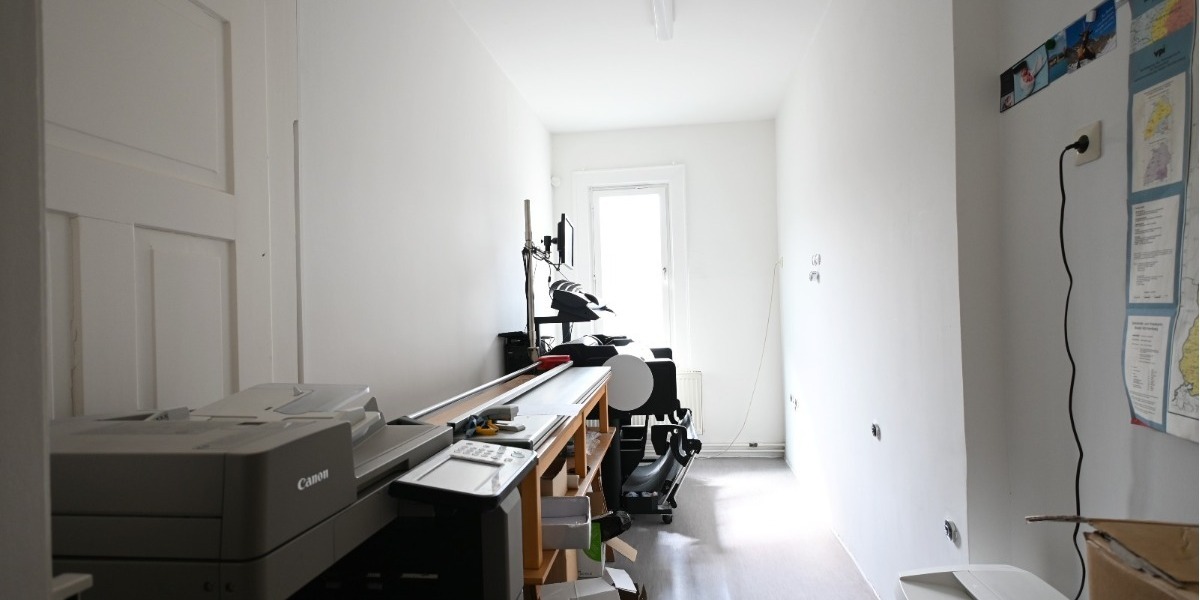 Wohnung, derzeit als Büro genutzt, im ersten OG in Vaihingen zu verkaufen. - Erdgeschoßwohnung Vaihingen Vaihingen-Stadt | Angebot:26292390