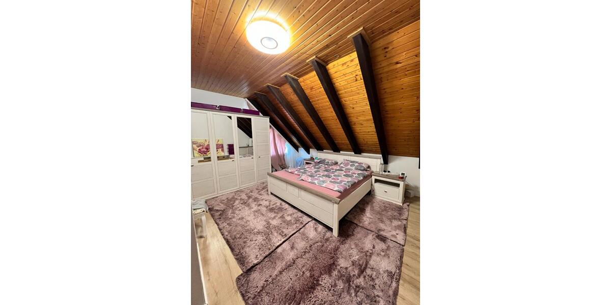 Maisonettenwohnung Kirchardt - 6 Zimmer, 170 m&sup2;, 1.300&euro; | Angebot:26664676