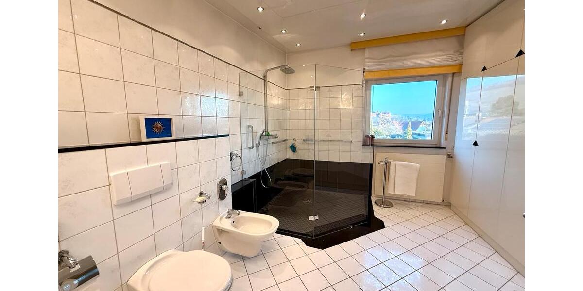 Reihenhaus Heilbronn Kernstadt - 4.5 Zimmer, 174 m&sup2;, 2.375&euro; | Angebot:24821085