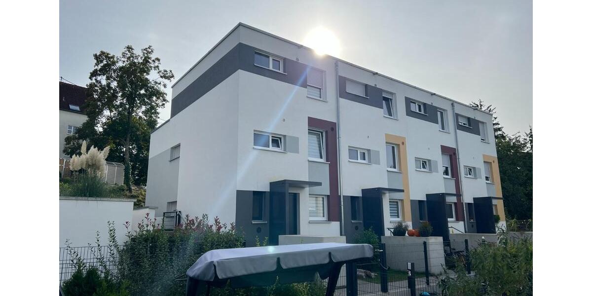 Reihenhaus in Freiberg am Neckar! Sofort Bezugsfrei! 4 zimmer