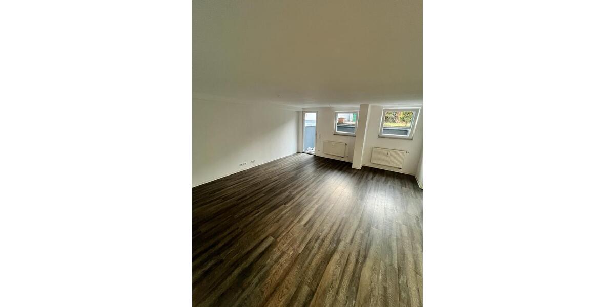 Etagenwohnung Ludwigsburg - 2 Zimmer, 55 m&sup2;, 950&euro; | Angebot:25251557