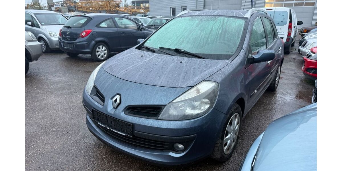 Renault Clio 110.000 km 2.990 &euro; MÖGLINGEN 71696