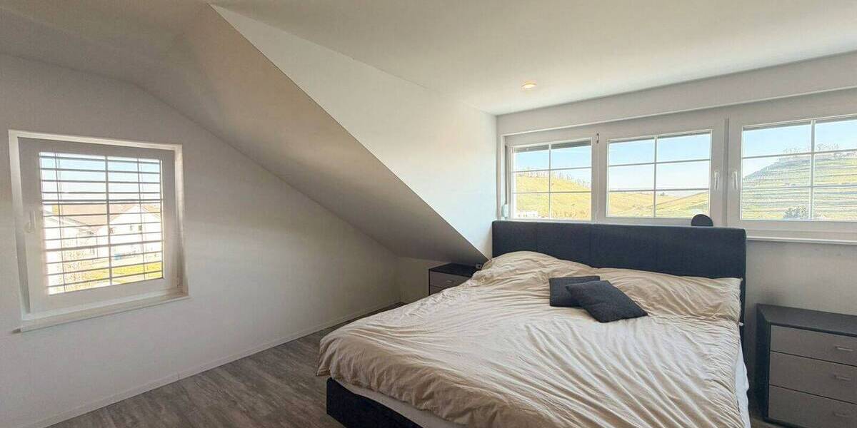 Doppelhaushälfte Weinsberg - 7 Zimmer, 156 m&sup2;, 875.000&euro; | Angebot:26093579