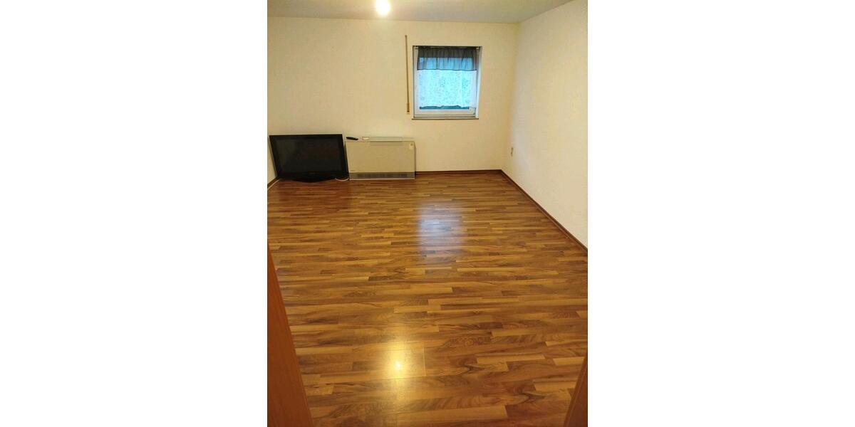 Erdgeschoßwohnung Sersheim - 2 Zimmer, 57 m&sup2;, 850&euro; | Angebot:24485149