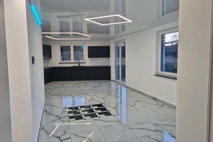 Haus Helmstadt-Bargen Bargen - 10 Zimmer, 344 m&sup2;, 750.000&euro; | Angebot:26539432