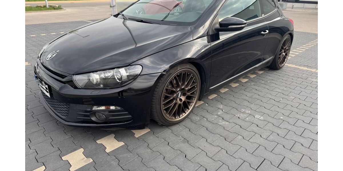 VW Scirocco 176.960 km 9.980 &euro; Löchgau 74369