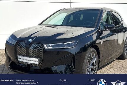 BMW iX 24.800 km 47.340 &euro; Öhringen 74613