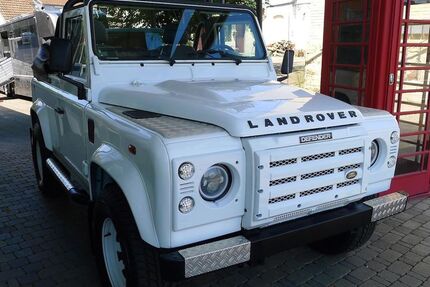 Land Rover Defender 98.000 km 59.900 € Heilbronn 74076