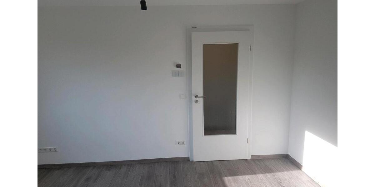 Etagenwohnung Massenbachhausen - 4 Zimmer, 85 m&sup2;, 1.000&euro; | Angebot:26619565