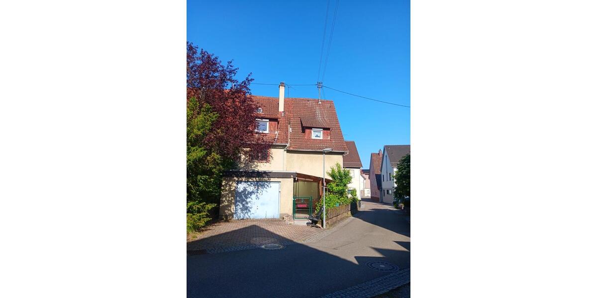 Mehrfamilienhaus, Wohnhaus Vaihingen an der Enz - 9 Zimmer, 200 m&sup2;, 280.000&euro; | Angebot:26722170