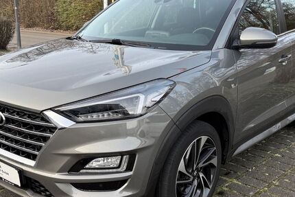 Hyundai TUCSON 115.150 km 17.380 &euro; Mosbach 74821