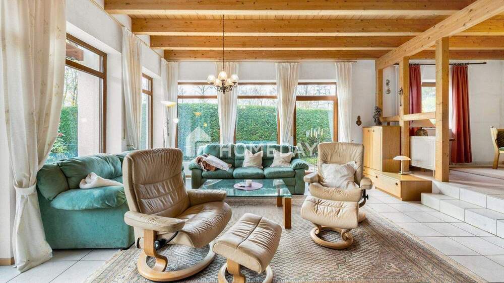 Viel Platz für Ihr Leben: EFH mit großem Garten und Familienfreiraum mit Südterrasse 6 zimmer