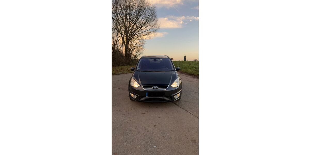 Ford Galaxy 184.500 km 6.400 € Besigheim 74354