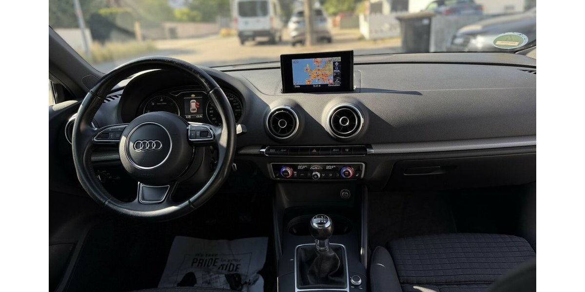 Audi A3 1.6 TDI S line Navi Xenon 107.000 km 12.990 &euro; Neckarsulm 74172