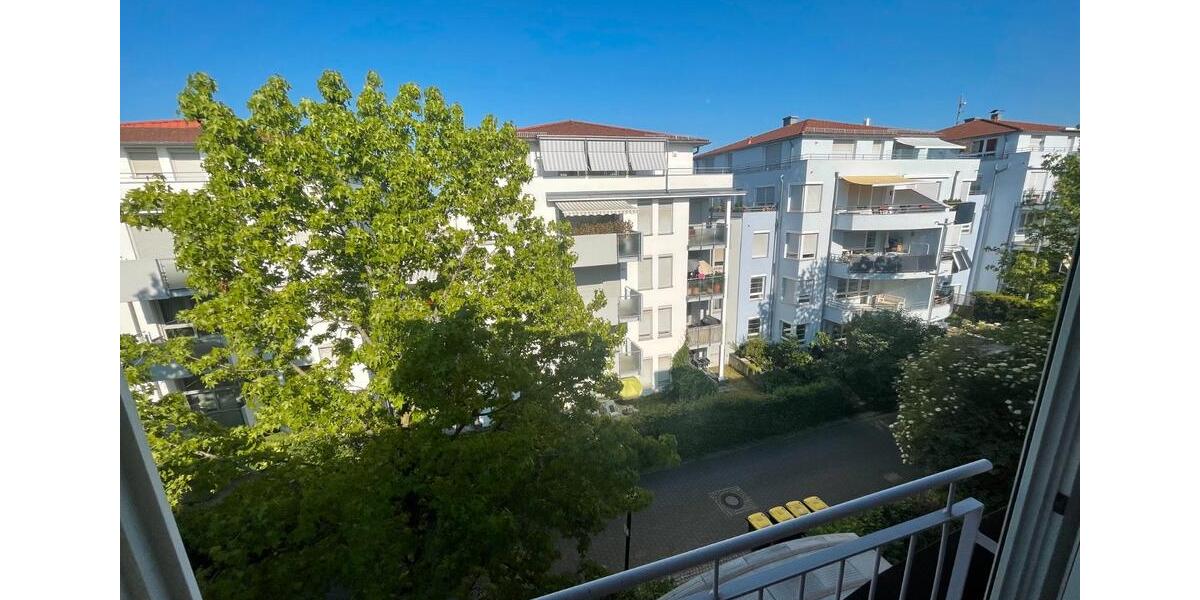 Dachgeschoßwohnung Ludwigsburg - 3 Zimmer, 70 m&sup2;, 369.000&euro; | Angebot:26729617