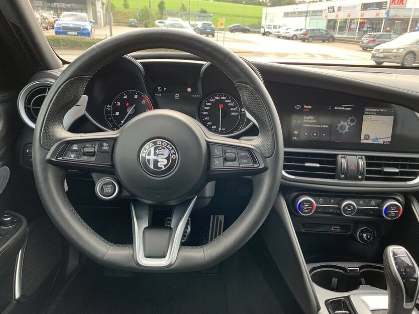 Giulia 2.0 Turbo 16V Q4 Veloce NAVI/SHZ/KAMERA