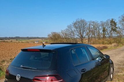 VW Golf 99.000 km 12.999 &euro; Billigheim 74842