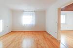 Doppelhaushälfte Erligheim - 9 Zimmer, 151 m&sup2;, 375.000&euro; | Angebot:26028535