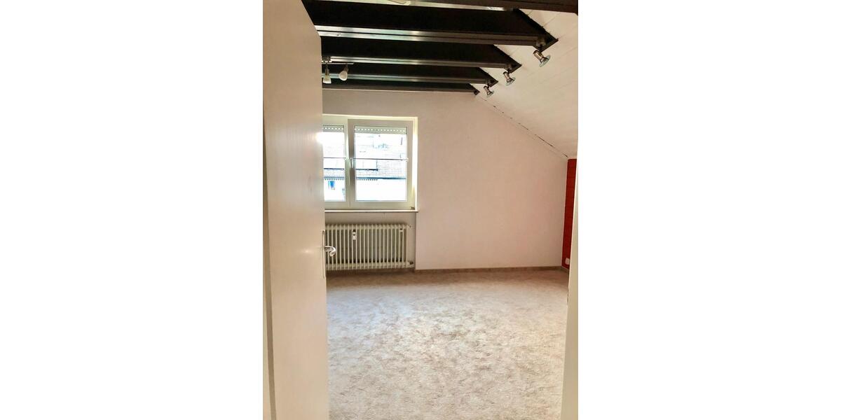 Dachgeschoßwohnung Steinheim an der Murr - 2.5 Zimmer, 55 m&sup2;, 195.000&euro; | Angebot:25393717