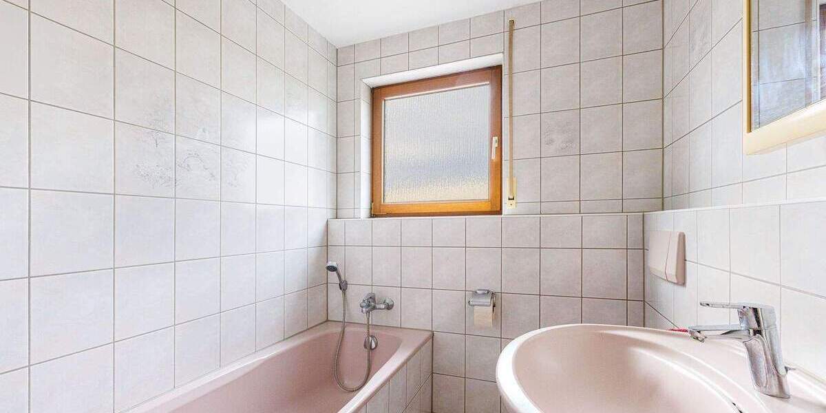 Reihenendhaus Sachsenheim Großsachsenheim - 6 Zimmer, 128 m&sup2;, 474.000&euro; | Angebot:25820628